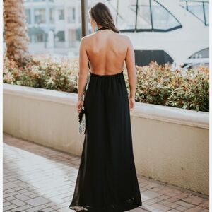 Elegant Black Maxi Dress